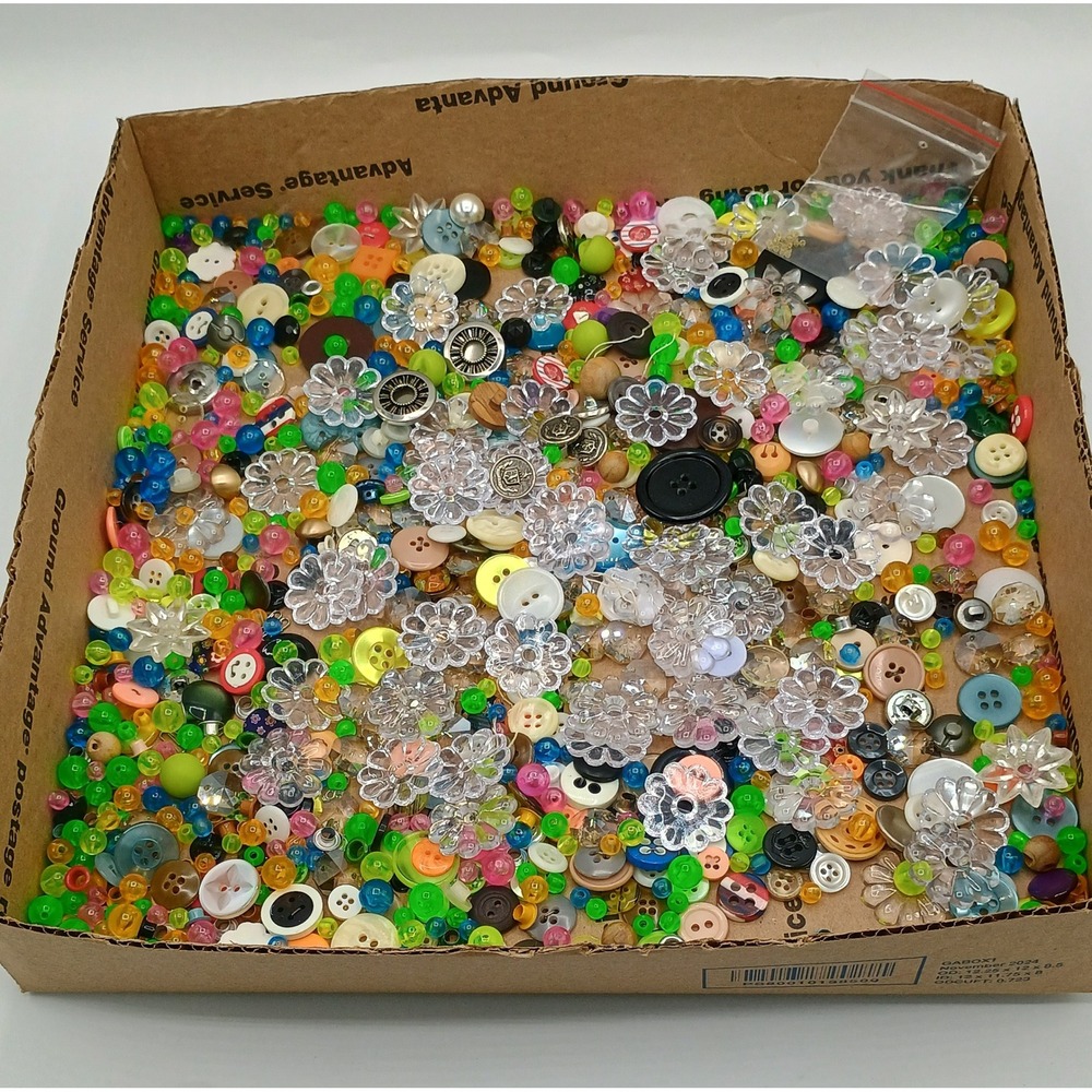 Vintage Mason Jar Of Assorted Sewing Craft Buttons Jar #3